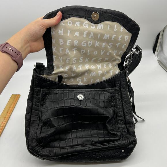 Aimee Kestenberg Leather Shoulder Bag Fifth Avenue Black Croco - Picture 9 of 14